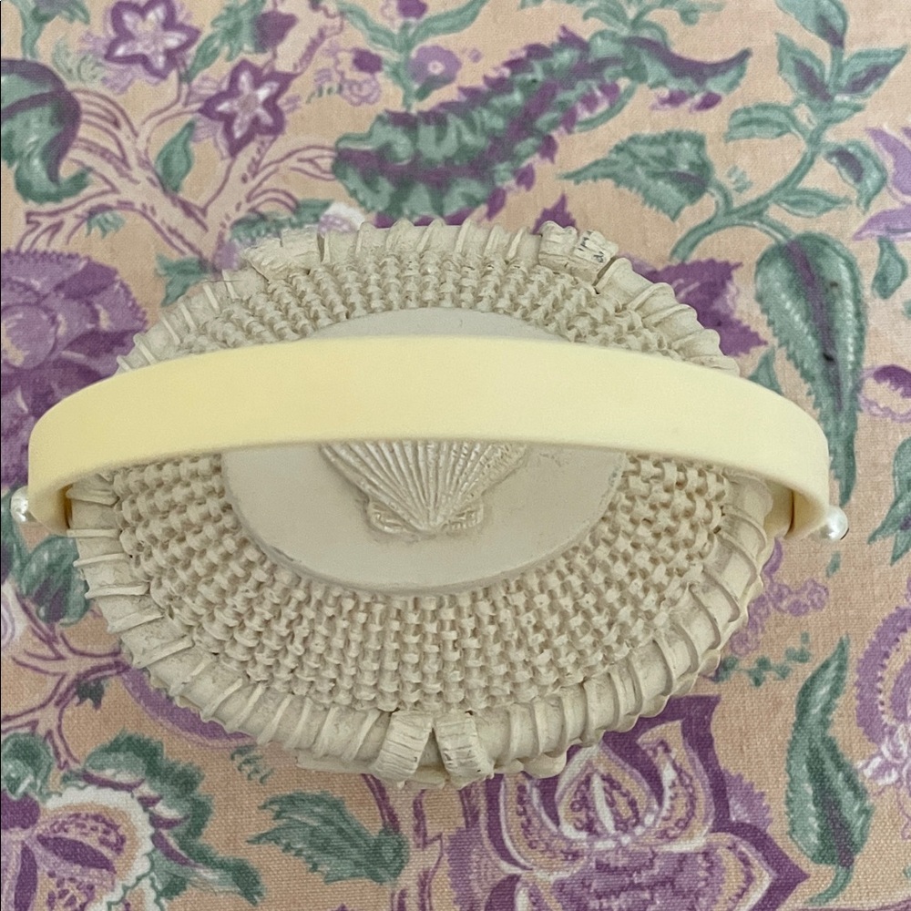 Chic Ivory Woven Basket with Handle - Picture 2 of 9